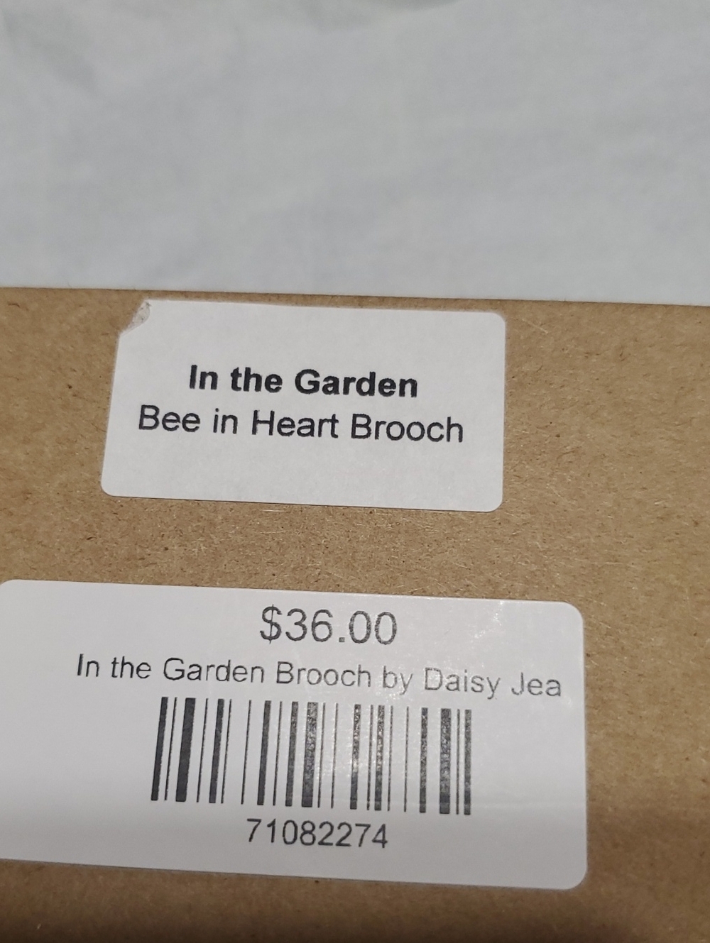Daisy Jean In The Garden Bee In Heart Brooch - Picture 5 of 5